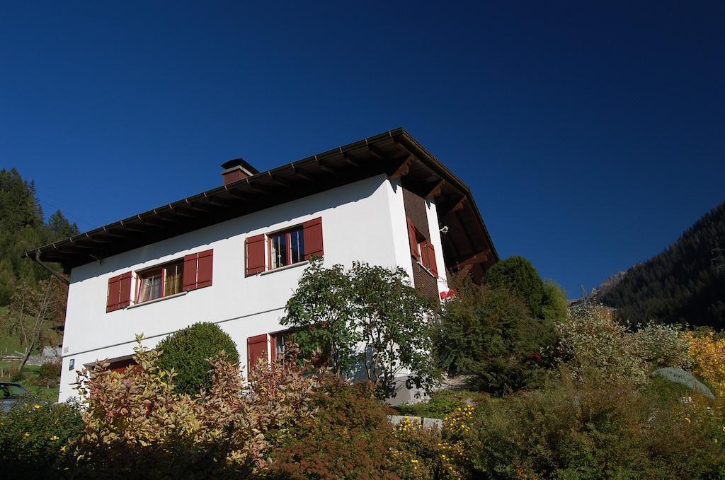 Haus Kinsperger Apartment Klosterle am Arlberg Ngoại thất bức ảnh