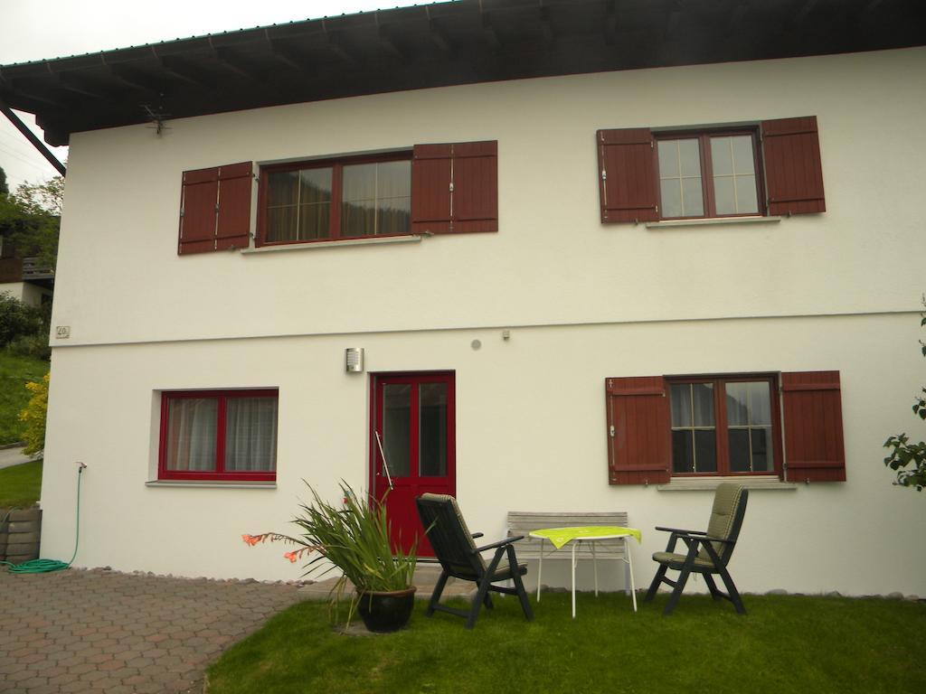 Haus Kinsperger Apartment Klosterle am Arlberg Ngoại thất bức ảnh