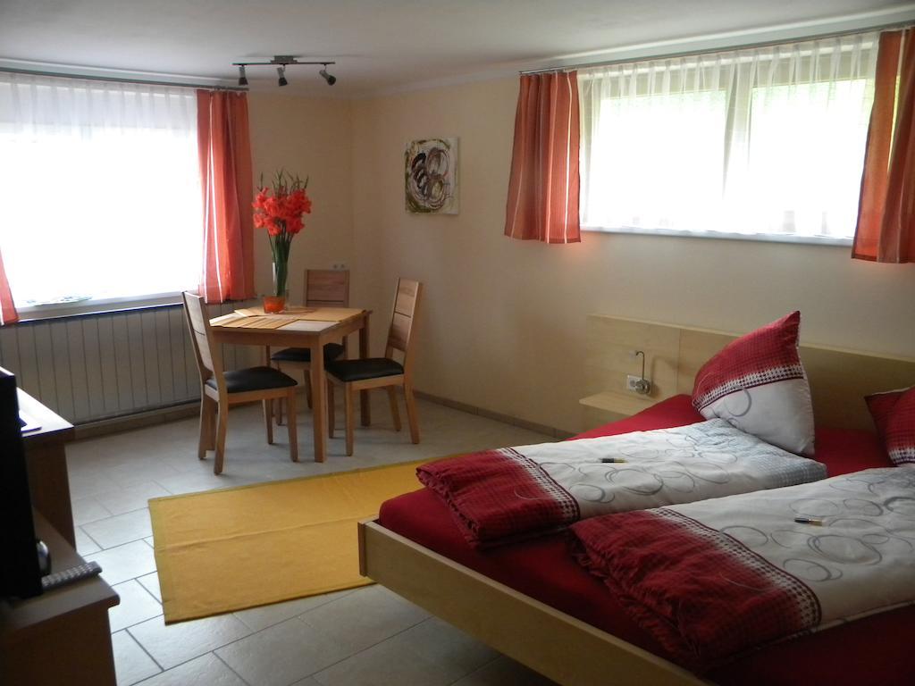 Haus Kinsperger Apartment Klosterle am Arlberg Ngoại thất bức ảnh
